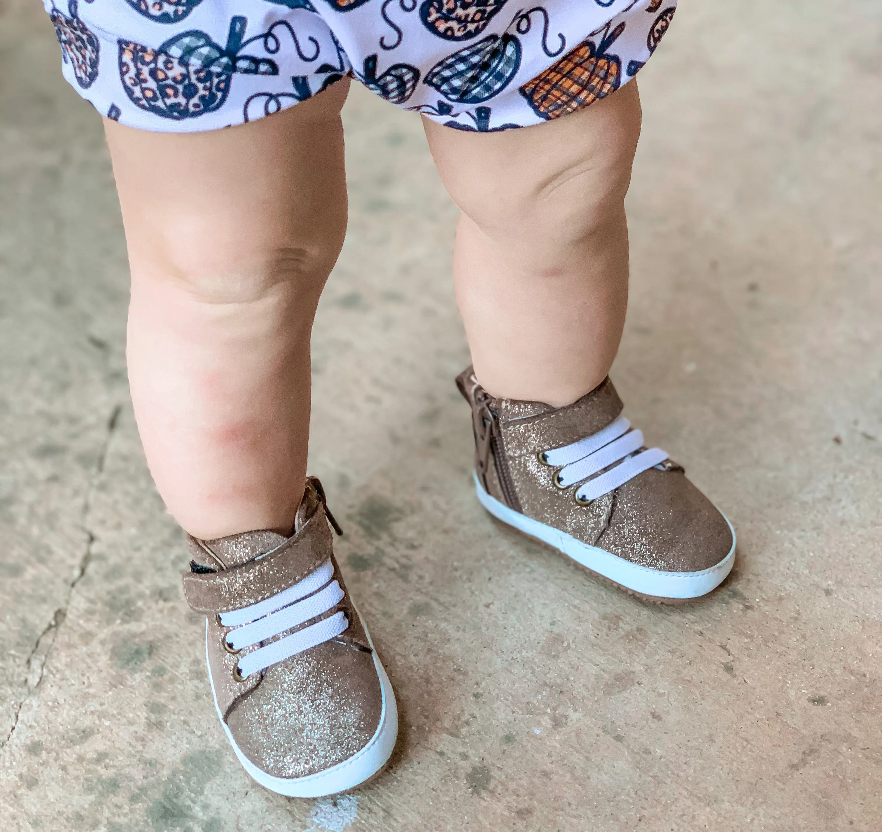 Snickerdoodle High Top Sneaks